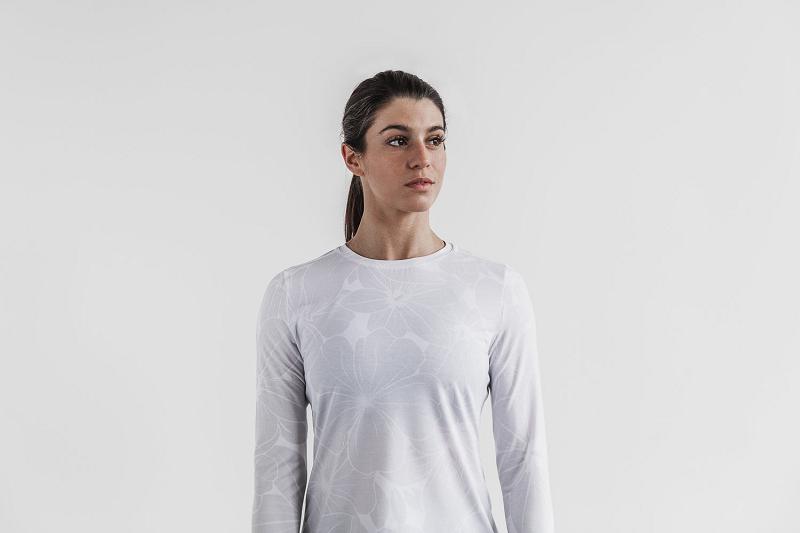 Nobull WoTee (HIBISCUS) Women's Long Sleeve Olive | USA D2195F